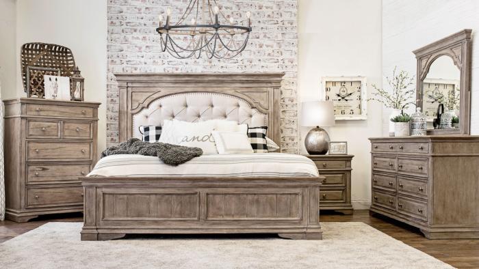 Highland Park King Bed, Waxed Driftwood - DFW