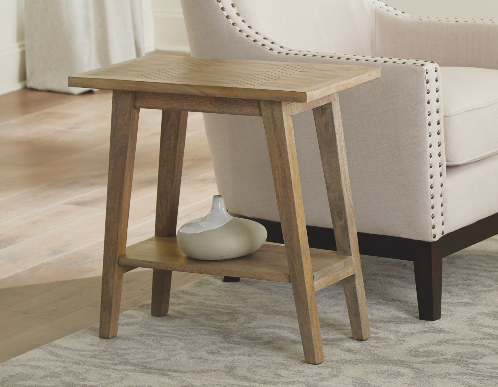Milani Chairside End Table - DFW